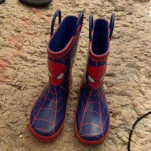 Spider-Man rain boots toddler size 9